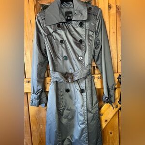 Vintage East 5th Trench coat - like new condition